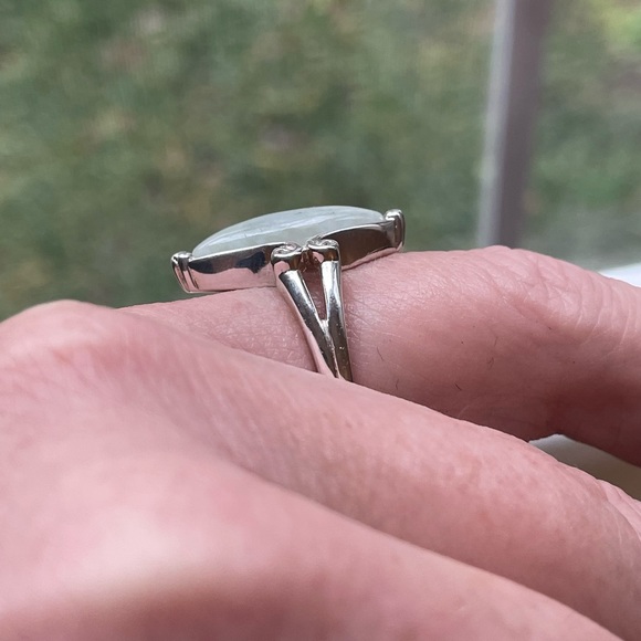 925 Sterling Silver Marquis Genuine Green Jade Celtic Knot Band Statement Ring - Picture 8 of 8